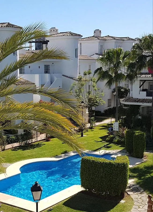 Los Naranjos Close To Puerto Banus マルベーリャ 0*,  スペイン
