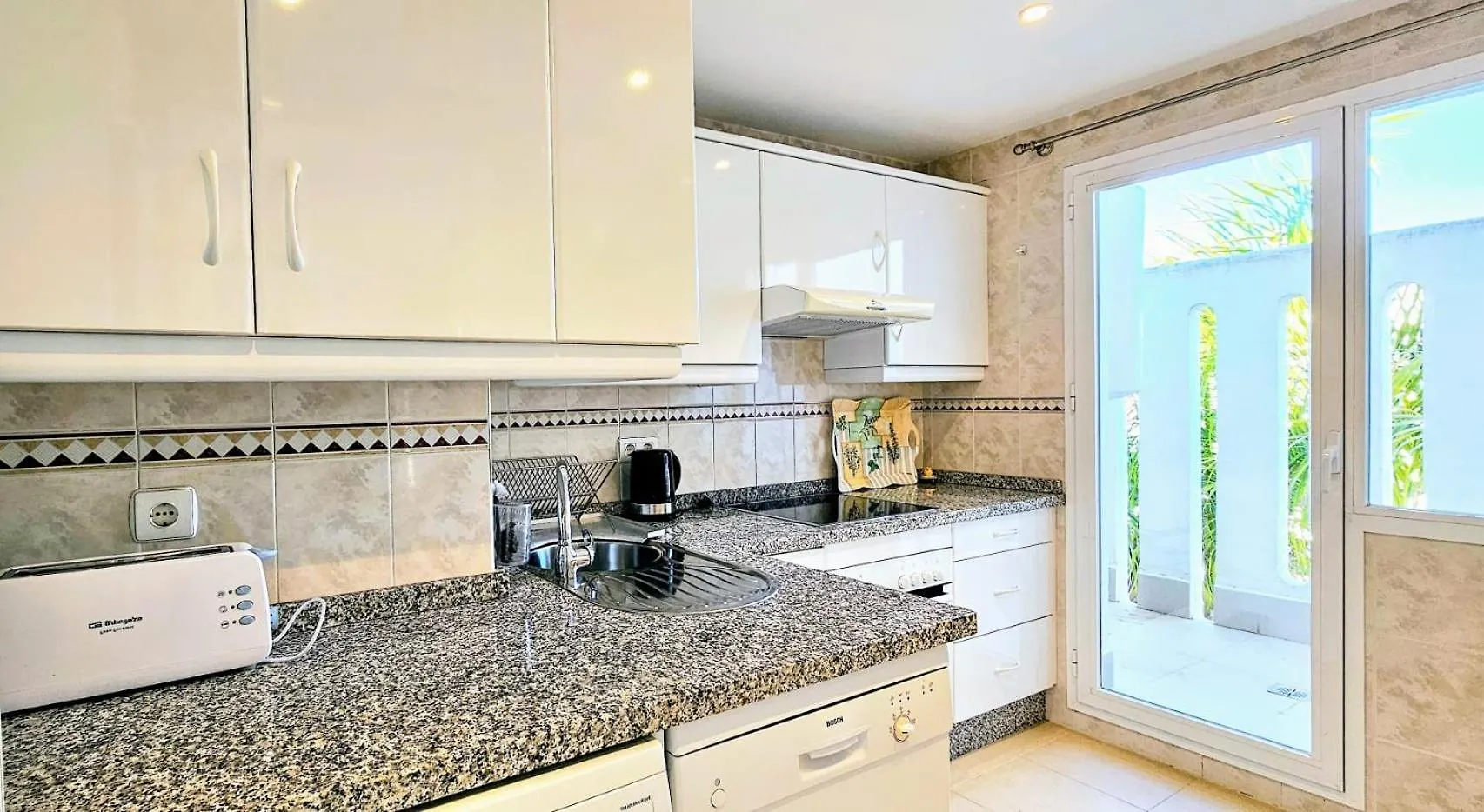 Los Naranjos Close To Puerto Banus マルベーリャ
