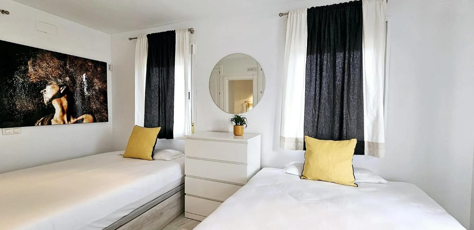 Los Naranjos Close To Puerto Banus マルベーリャ 0*,